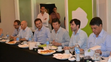 Echarren se reunió con un grupo de Intendentes de Cambiemos