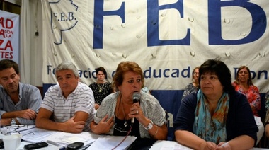 La FEB calificó de "inaceptable" un 18% de aumento para los docentes