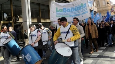 Los bancarios levantaron el paro de 72 horas