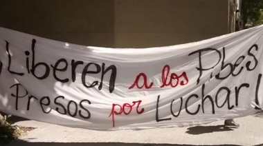 Reclamaron la liberación de los jóvenes que protestaban por la falta de luz