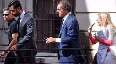 Scioli negó las acusaciones de Carrió en la causa por lavado de activos