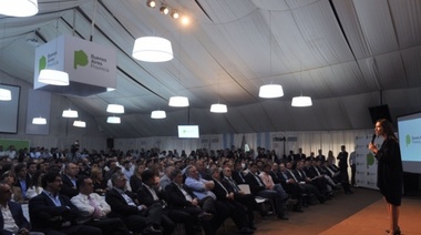 La Gobernadora organiza un nuevo timbreo de cara a las elecciones