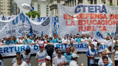 La Justicia ordenó la convocatoria a la paritaria nacional docente