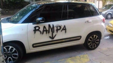 Duplican las multas para quienes obstruyan las rampas para discapacitados