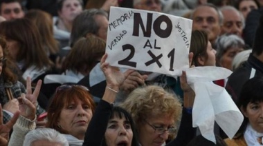 Promulgan la ley que limita el 2x1 a genocidas