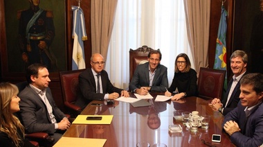 Garro y Alonso presentaron la oficina anticorrupción municipal