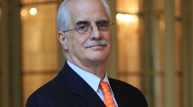 Taiana le exige a Macri que "pida disculpas y desautorice a Durán Barba”