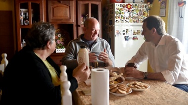 Garro recorrió Lisandro Olmos “para seguir escuchando a los vecinos”