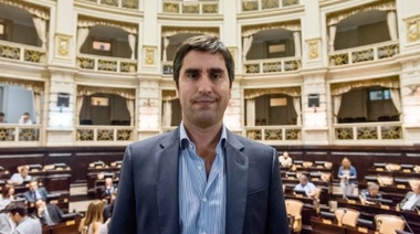 Mosca salió a cruzar a Verónica Magario