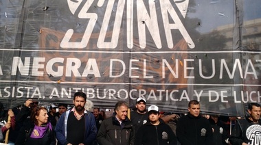 Para la izquierda, el acto de la CGT fue "breve y vaciado"