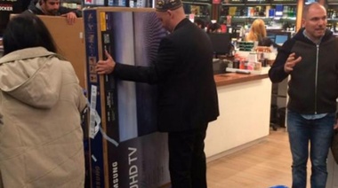 Bergman fue a un congreso a Chile y se trajo unos LCDs