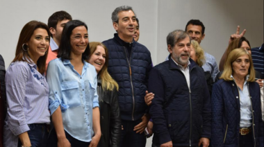 Randazzo se reunió con los candidatos de Cumplir en La Plata