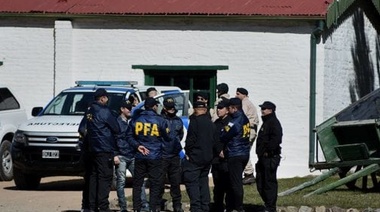 No hay rastros del ADN de Maldonado en las camionetas de la Gendarmería