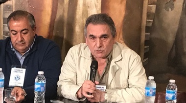 Schmid: "No existe la mafia sindical, son casos puntuales”