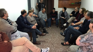 José Arteaga y Gastón Crespo se reunieron con vecinos de Los Hornos