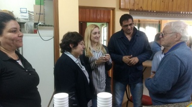 Ocaña propuso "reducir" los costos de la política