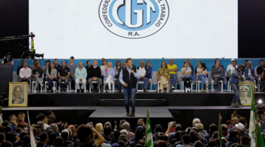 Massa recibió el apoyo de gremios de la CGT
