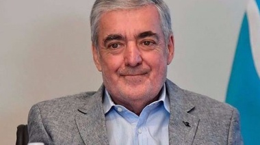 Velan en Rawson los restos del gobernador Das Neves