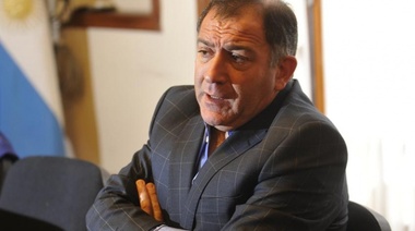 Luis Juez fue desplazado de su cargo de embajador en Ecuador