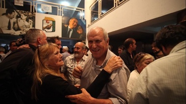 El bruerismo le volvió a ganar la pulseada a Alak