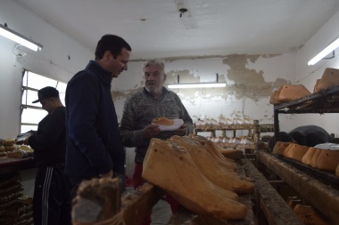 Trezza: “Mientras juegan a tocar timbre, las PyMES se están muriendo”