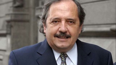 Alfonsín cuestionó el Decreto firmado por Macri