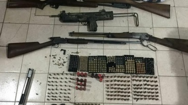 Hallaron un arsenal que sería del líder de la UOCRA Bahía Blanca