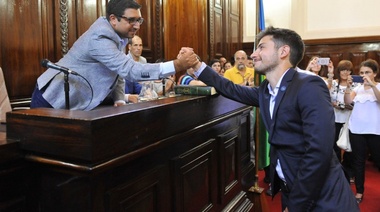 Francesco Arriaga asumió como concejal en reemplazo de Ileana Cid