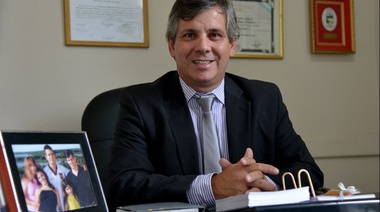 Britos cierra la paritaria por encima del 20% y con cláusula gatillo