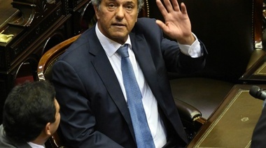 Scioli de candidato a Presidente a titular de la Comisión de Deportes