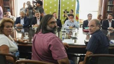 Los gremios docentes le pidieron a Vidal que mejore la oferta salarial