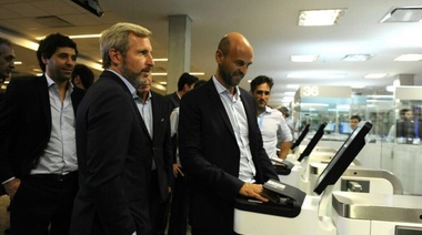 Pusieron en marcha las puertas biométricas en el aeropuerto de Ezeiza