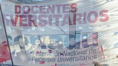 Docentes universitarios iniciaron un paro de 48 horas en todo el país