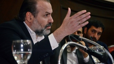 Ante la suba del dólar, buscan resguardar a deudores de UVA en el Bapro