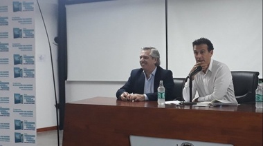 Alberto Fernández: “Marcos Peña es un ignorante en materia económica”