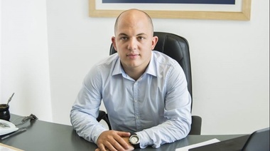 Zurro fue el primer legislador de la oposición en presentar su declaración jurada