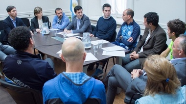 Abad presentó proyecto para regular la actividad de running en la Provincia