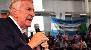 Gioja le abre la puerta a "una gran PASO" peronista para el 2019