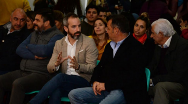 Los senadores Jáuregui y Cellillo realizaron una actividad en Olavarría