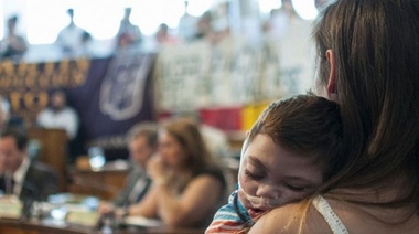 La Defensoría reclamó el cumplimiento de la ley de electrodependientes