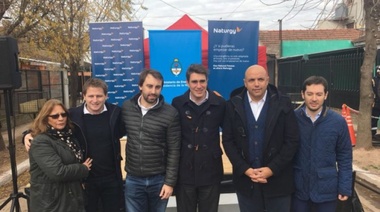 Inauguran obra de red de gas que beneficiará a más de 180 familias