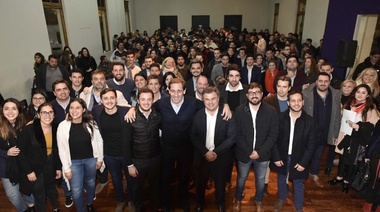 Garro, López Medrano y Scarsi encabezaron encuentro de la juventud de Cambiemos
