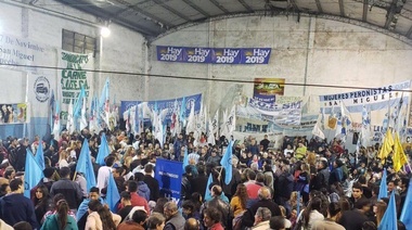 Un acto de Gabriel Mariotto en San Miguel terminó a las piñas