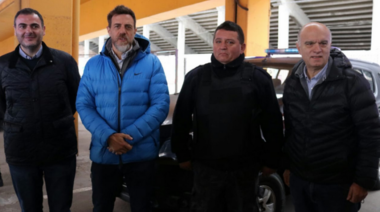 Urreli participó de la entrega de camionetas para la seguridad en Lanús