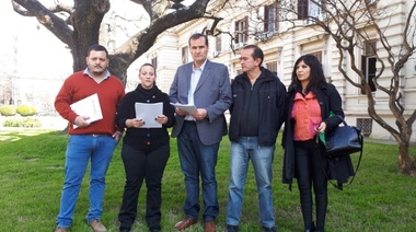 Presentaron una cautelar por la crisis edilicia de las escuelas platenses