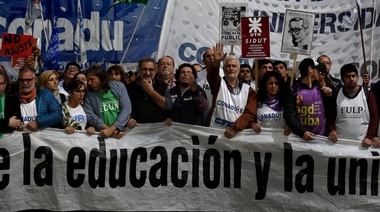 Los docentes universitarios inician la tercera semana de huelga