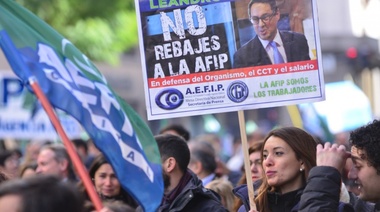 Gremio de la AFIP lleva a la Justicia el recorte salarial a los trabajadores