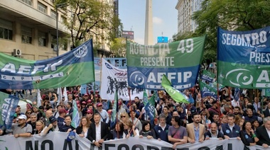 Los trabajadores de la AFIP realizaron una marcha nacional contra el ajuste