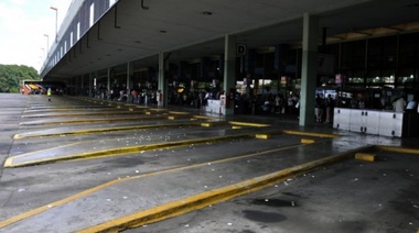 La UTA confirmó que el martes no habrá colectivos, micros ni subtes