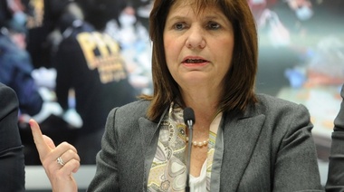 Patricia Bullrich dijo que el paro general de la CGT "es lamentable"